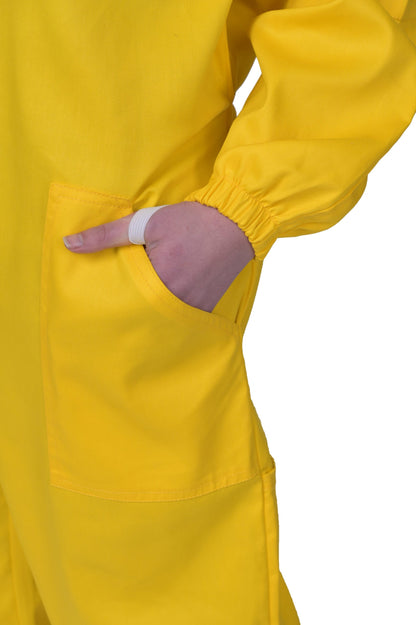 Safta Bee Beekeeping Suit UK Yellow for professional beekeepers, offering premium sting protection, breathable comfort, and a non-flammable fencing veil for safe beekeeping practices