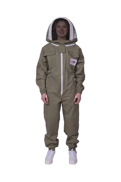 Olive green beekeeper suit made of durable cotton, featuring a sting-proof veil and professional-grade protection for safe beekeeping."