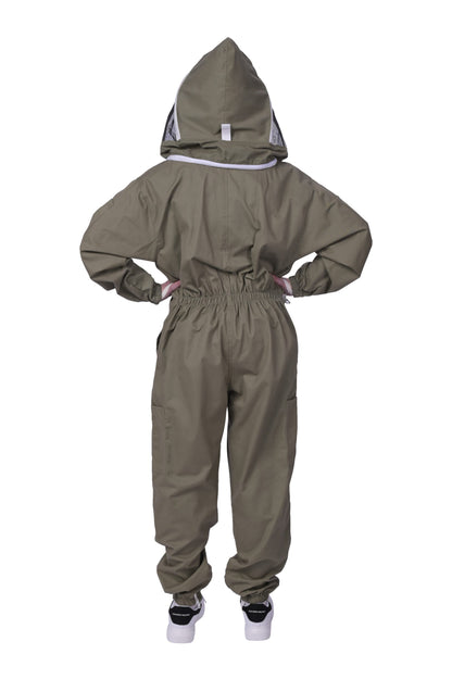 Olive green beekeeper suit made of durable cotton, featuring a sting-proof veil and professional-grade protection for safe beekeeping."