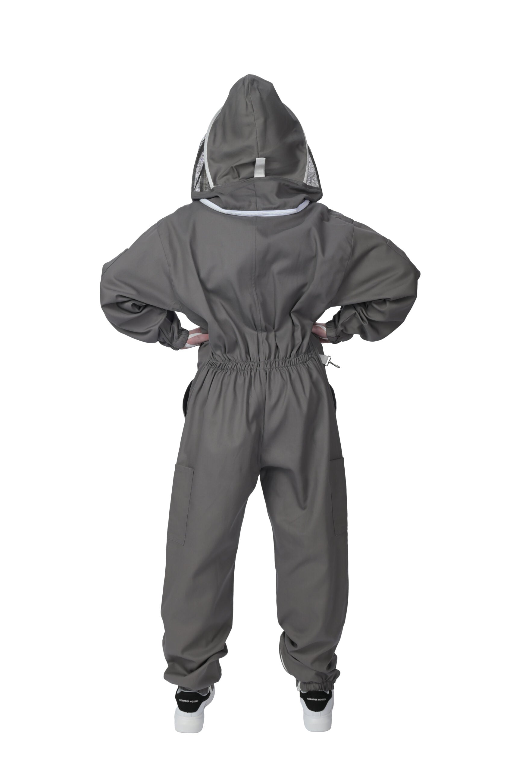 Sting proof grey bee keeping suit, ideal for all experience levels in beekeeping safta bee