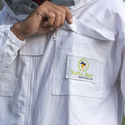 Safta Bee Beekeeper Outfit – Premium non-flammable beekeeping suit with fencing veil, designed for optimal protection and comfort during beekeeping tasks.