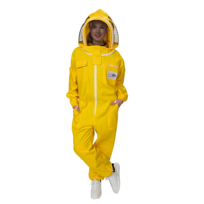 bee suit cotton yellow Safta Bee Yellow Jacket Beekeeping Suit, designed for optimal sting protection and comfort, featuring a breathable mesh and non-flammable fencing veil for professional beekeepers.